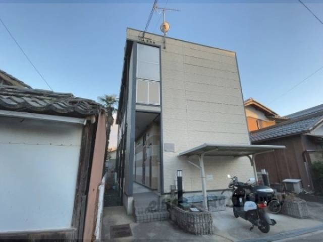 レオパレス芹橋外観写真2