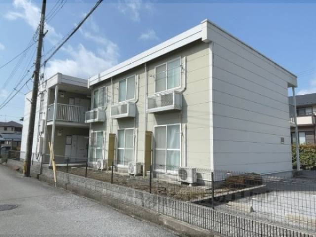 レオパレス佐和山外観写真2