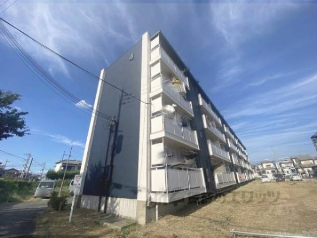 ビレッジハウス曽大根４号棟外観写真1