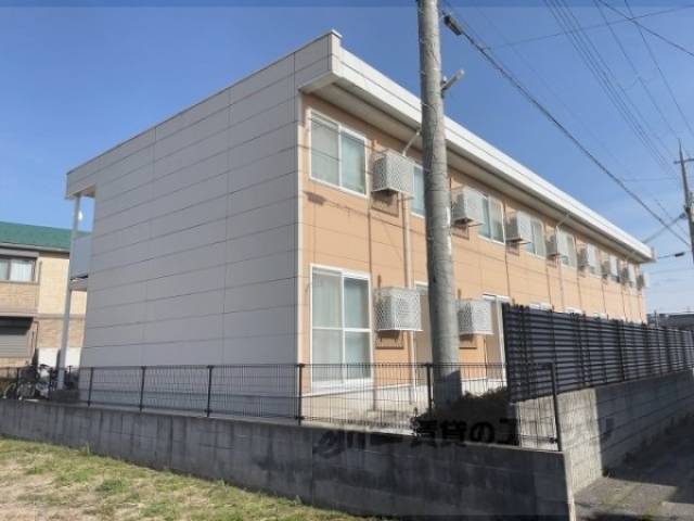 レオパレスメルシー外観写真3