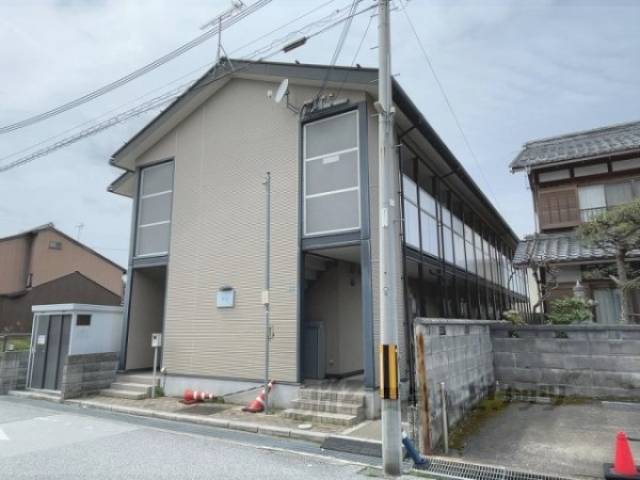 レオパレス城町外観写真1