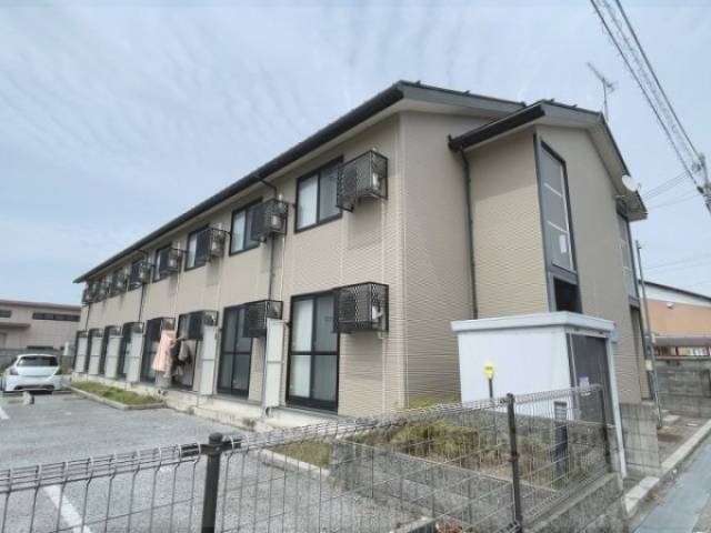 レオパレス城町外観写真2
