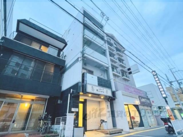 プラリア楠葉並木外観写真2