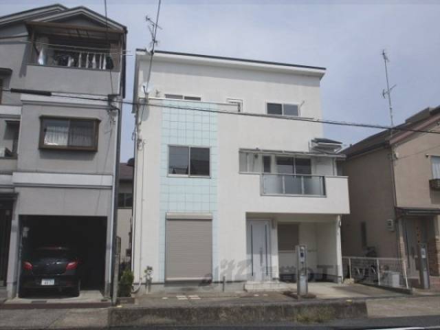 貸家外観写真1