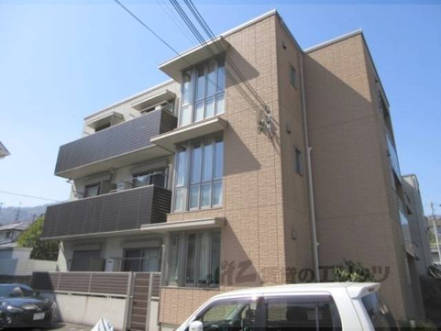 シャーメゾングランデージ外観写真1