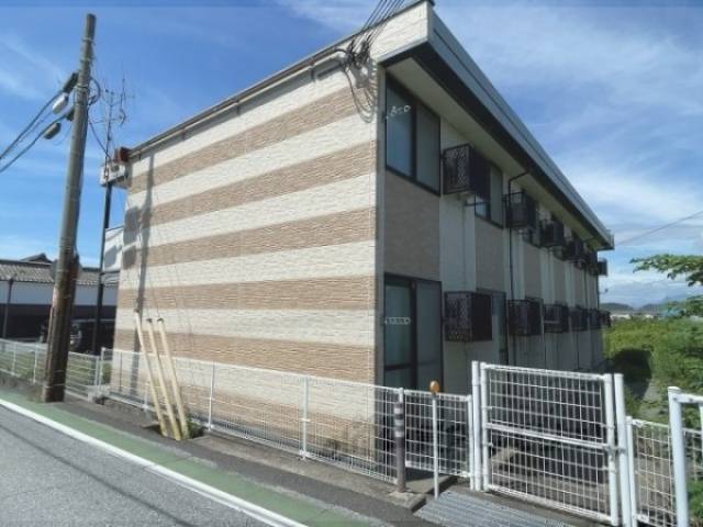 レオパレスクレール外観写真3