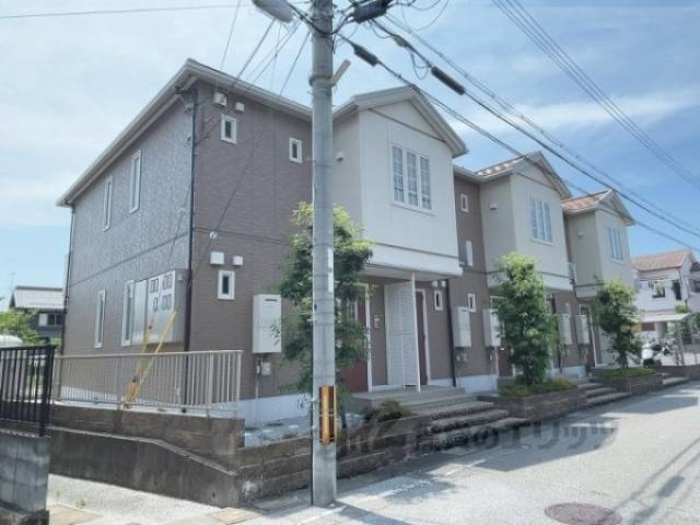 ラ　ヴィータ外観写真2