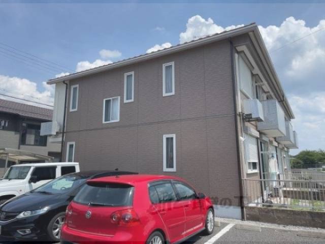 ラ　ヴィータ外観写真3