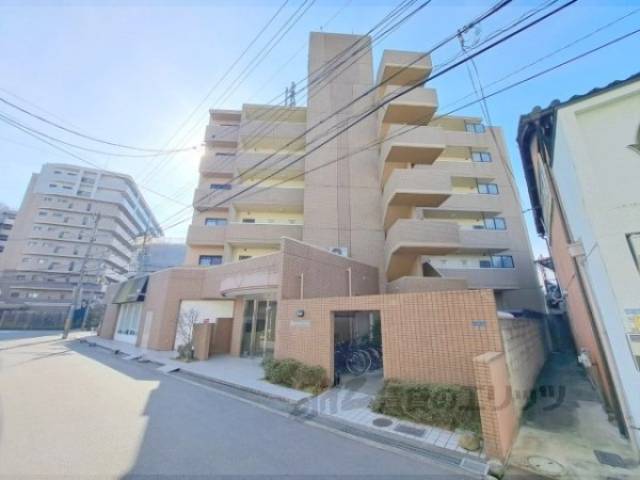 プリムローズタカダ外観写真1