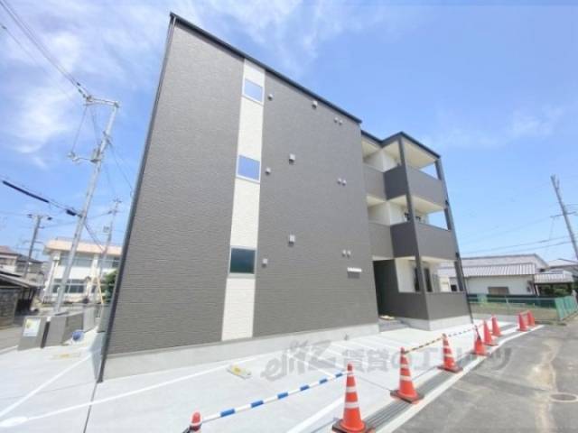 ジーメゾン渚元町プレディア外観写真1
