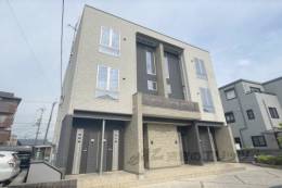 シャン・ド・フルール３番館外観写真