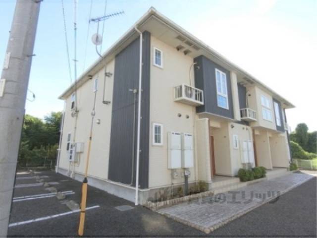 ファミリータイズ２外観写真1