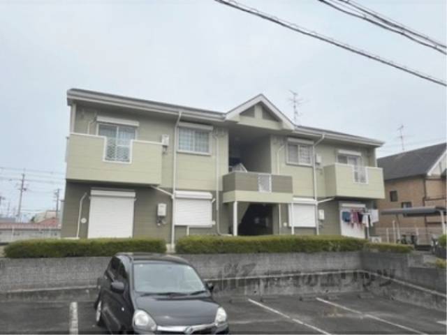 メゾン鳥井外観写真2