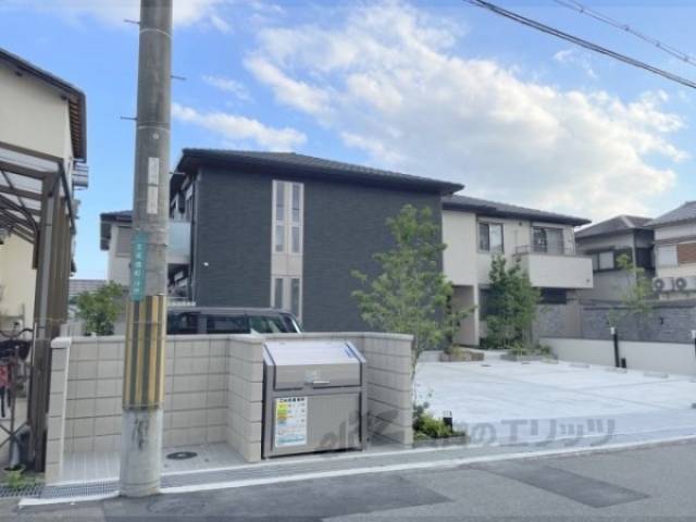 シャーメゾン　リラフォート外観写真2