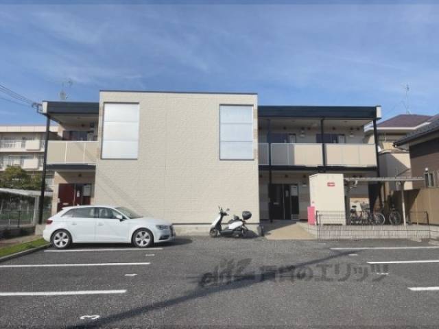 レオパレスＳｐａｒｒｏｗ外観写真2