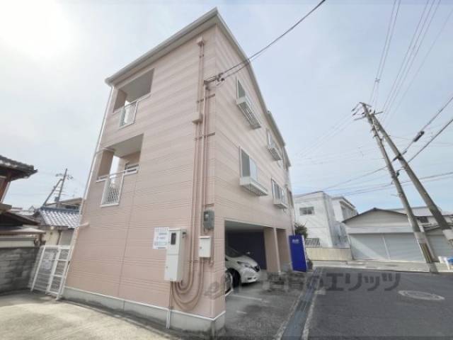 シャルマン外観写真1