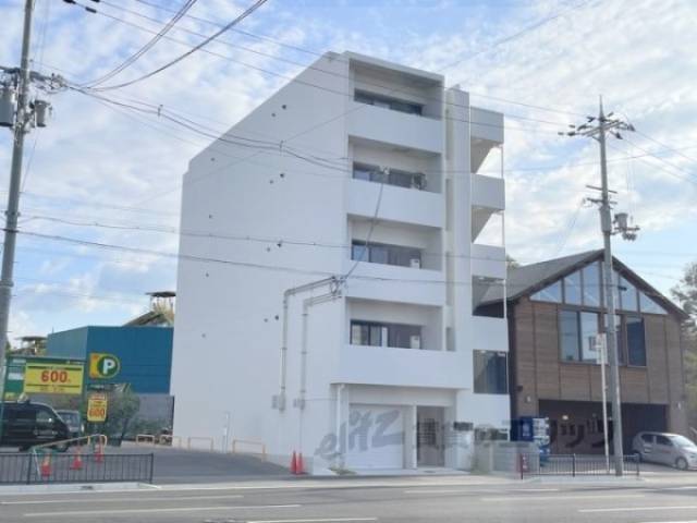 ヴァローレ枚方外観写真2