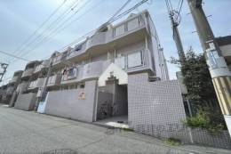 シティパレス佐保川Ｐ１外観写真