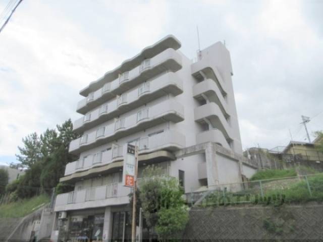 クリンゲル生駒外観写真1