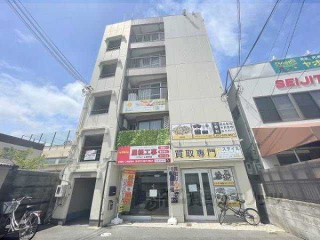 リバーサイドマンション外観写真1