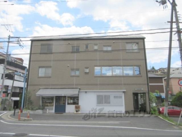 ナウ・アット・ワン外観写真3