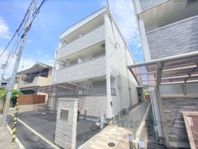クリエオーレ郡津１外観写真1