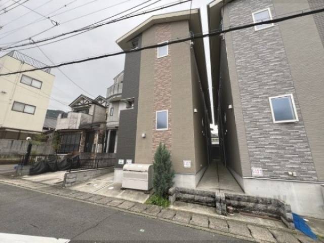 ハーモニーテラス醍醐和泉外観写真3