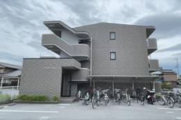 Ｃａｍｐｕｓ　ＶｉｌｌａｇｅII外観写真