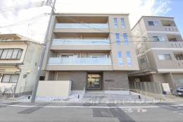 プラムベース外観写真