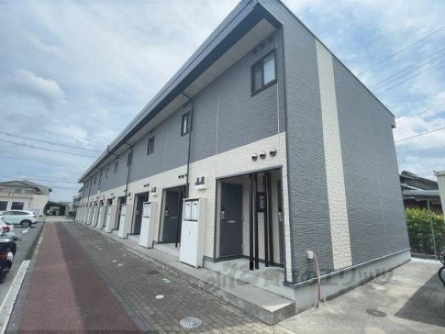 レオパレスとよさと外観写真2