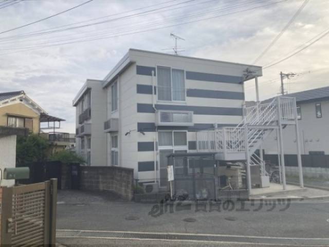 レオパレスＡｄｖａｎｃｅ富雄外観写真3
