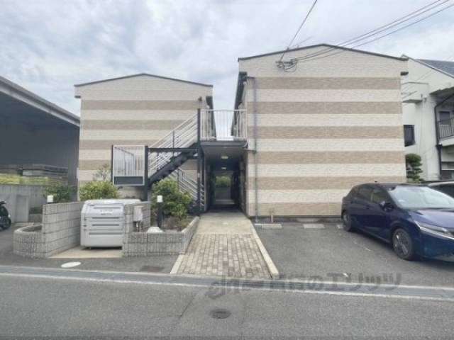 レオパレス池田外観写真2