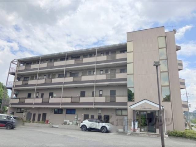 マンションベルエトワール外観写真2