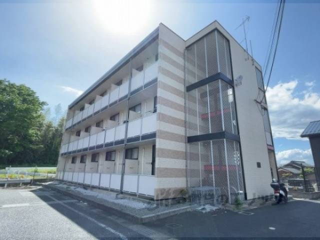 リベラル南彦根外観写真1