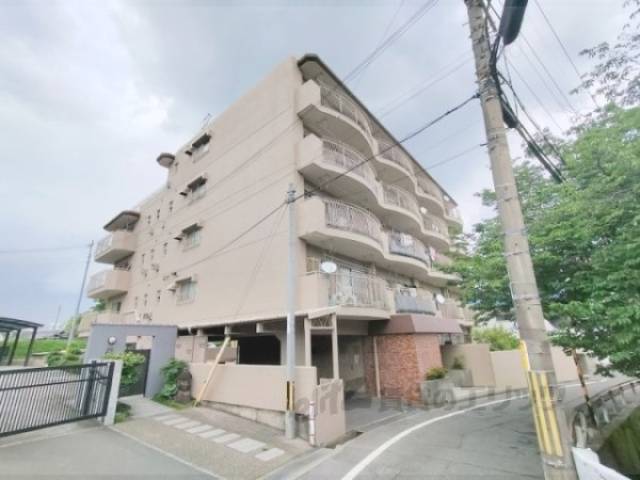 ハイネス生駒外観写真2