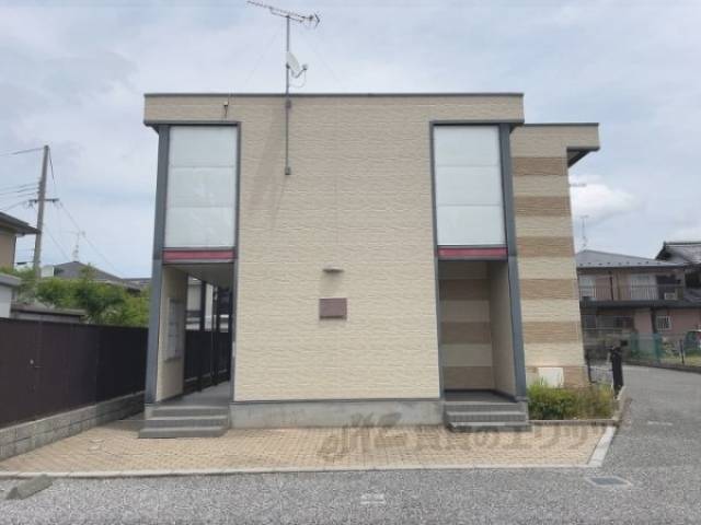 レオパレスアンス　リヴィエール外観写真2