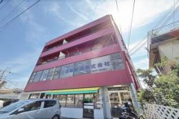 シャトー香里外観写真