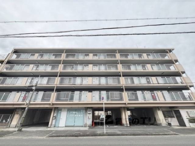 ベステイジ仁和寺外観写真2