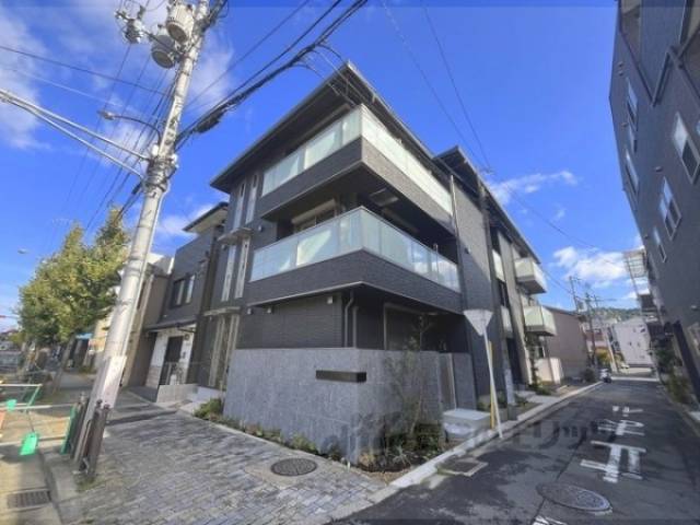 シャーメゾン　ディーノヴノー外観写真1