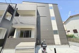 ジーメゾン寝屋川秦町アリビオ外観写真