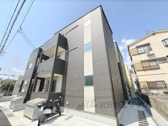 ジーメゾン寝屋川秦町アリビオ外観写真3