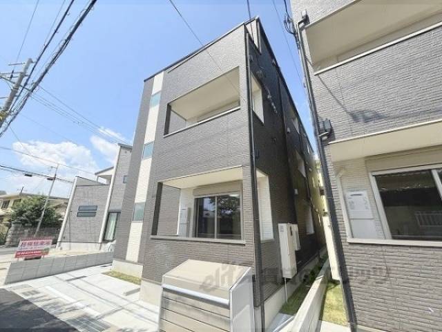 ジーメゾン寝屋川秦町ルシェール外観写真2