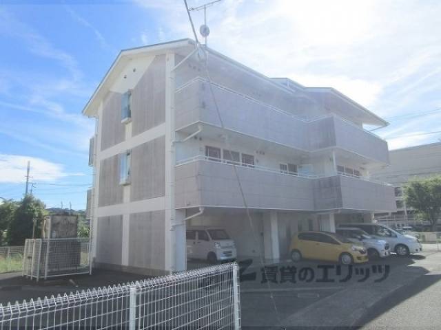 ヒルサイドヴィレッジ2番館外観写真1