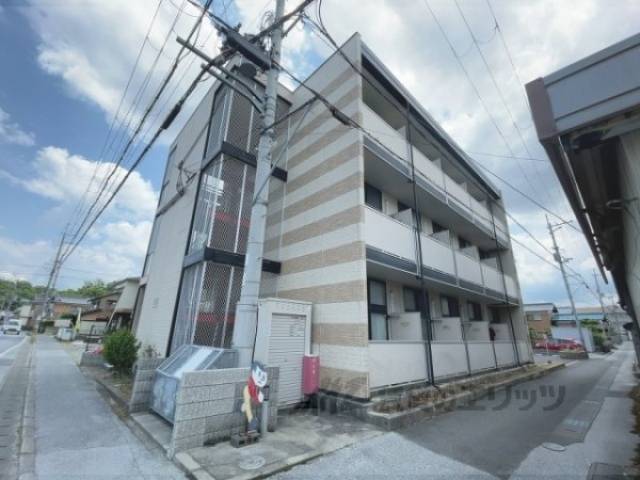 レオパレスレスペート外観写真2