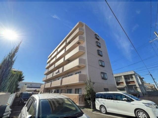 マンショングランメール外観写真1