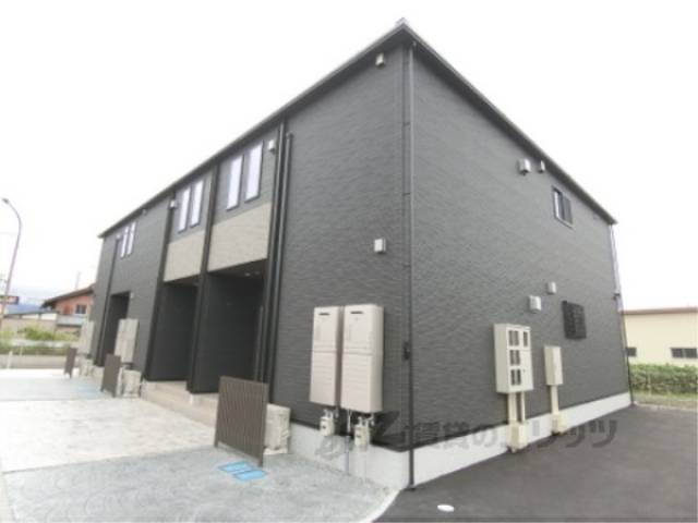 トラスト　メゾン外観写真1