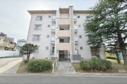 香里ヶ丘東団地Ｅ２４号棟外観写真