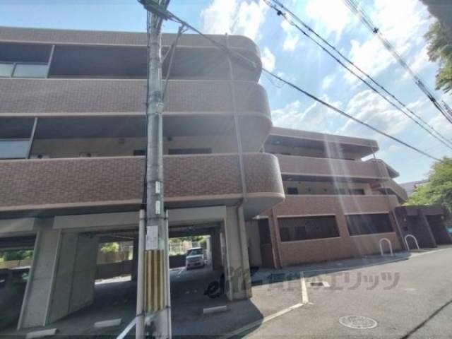 ラヴィーン・エミネンス外観写真3