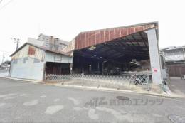 川上町材木置き場外観写真