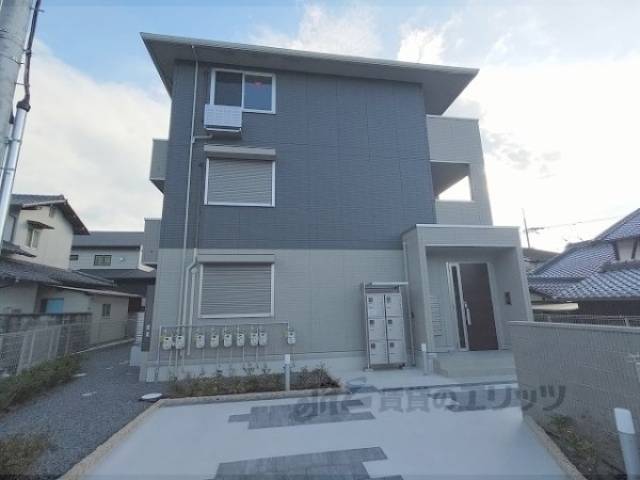 フロレゾン醍醐外観写真1